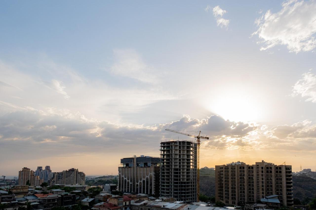 Rooftop Apart-Hotel Ереван Экстерьер фото