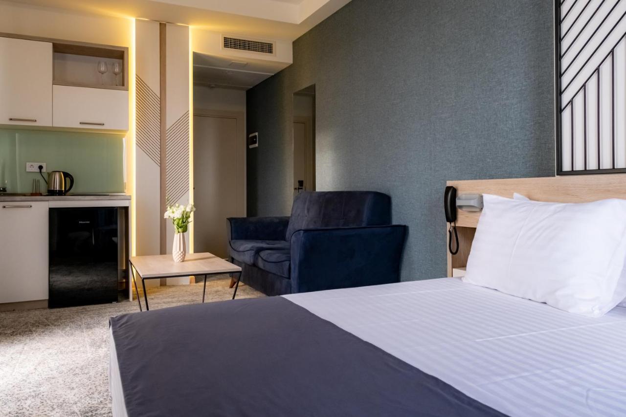 Rooftop Apart-Hotel Ереван Экстерьер фото