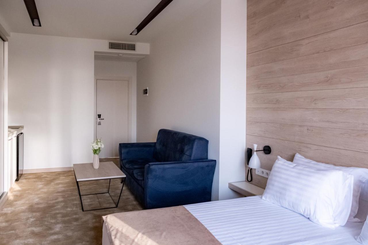 Rooftop Apart-Hotel Ереван Экстерьер фото
