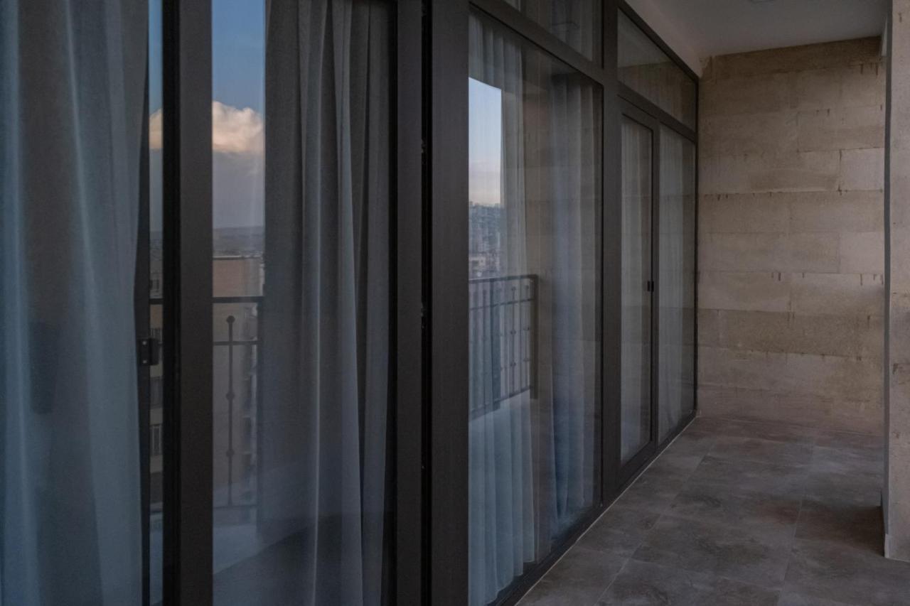 Rooftop Apart-Hotel Ереван Экстерьер фото