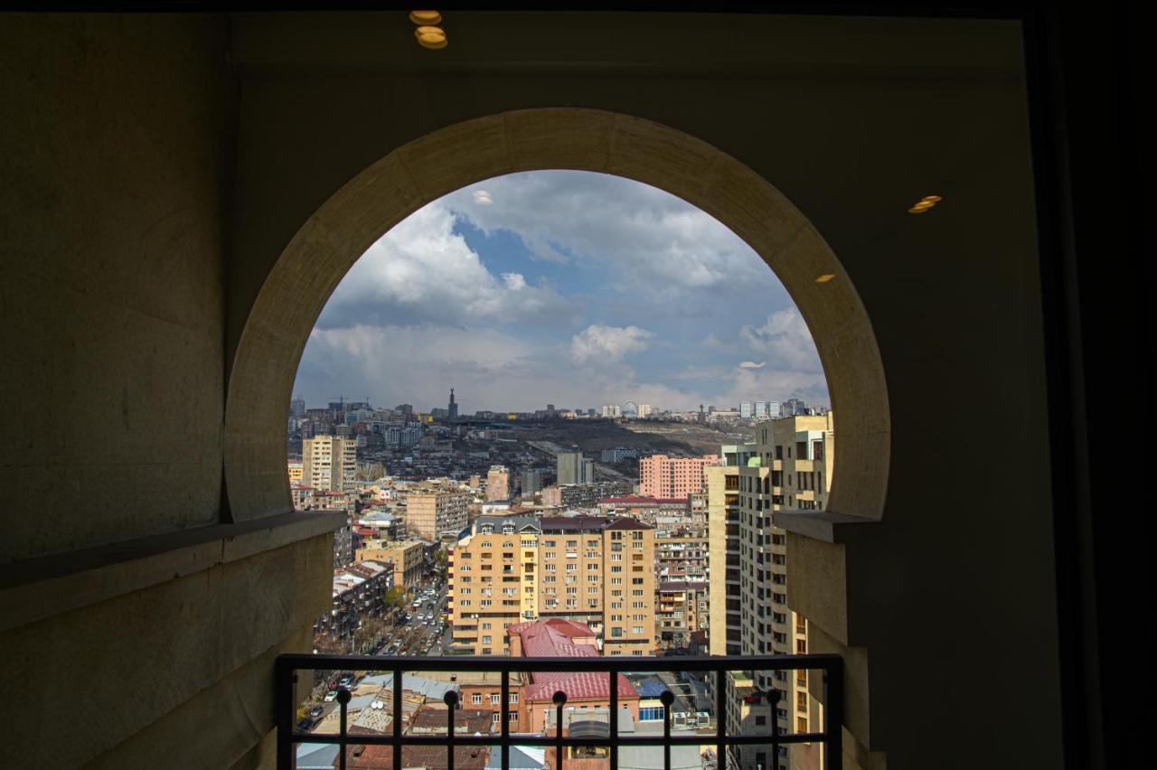 Rooftop Apart-Hotel Ереван Экстерьер фото