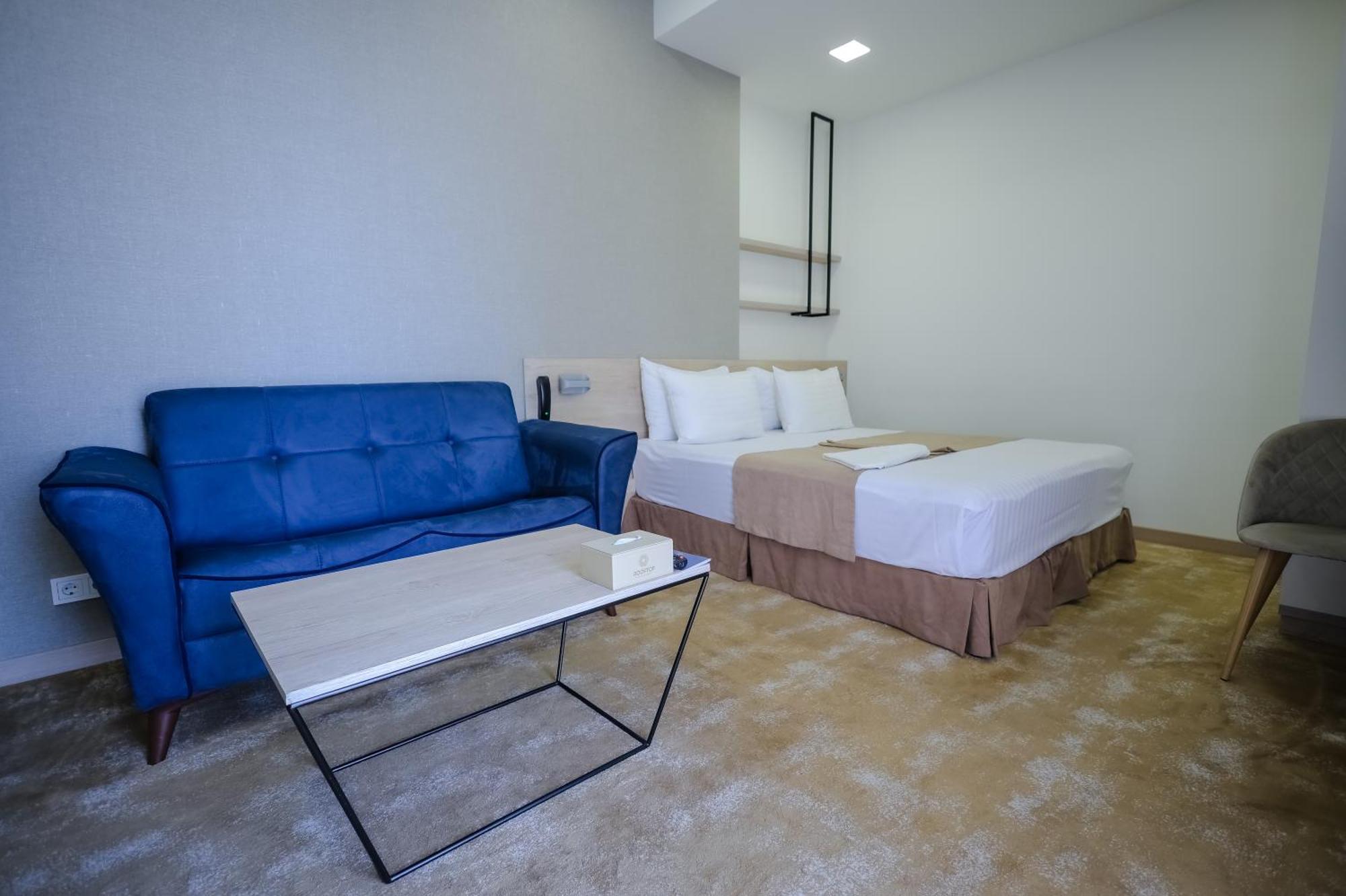 Rooftop Apart-Hotel Ереван Экстерьер фото